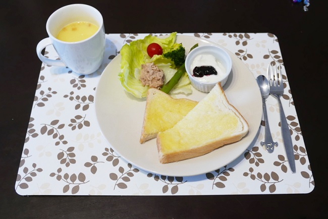 японки едят на завтрак